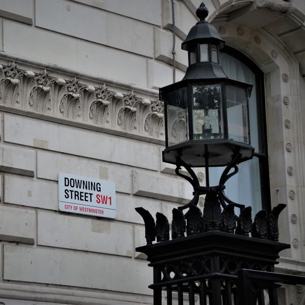 Downing Street Announces Full Lockdown